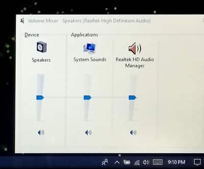 Realtek HD Audio Manager icon in Windows 10